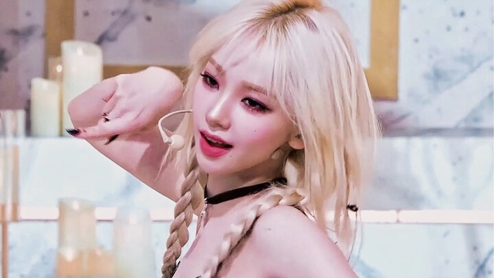 【HD phụ đề tiếng Trung】Vợ sao lại mặc đồ ngủ hai dây ra ngoài, các anh không được nhìn đâu! aespa - 