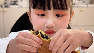 舍不得卸妆的小宝贝