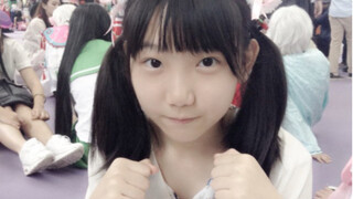 Junior High School Students Dance "Nisekoi" on New Year's Day