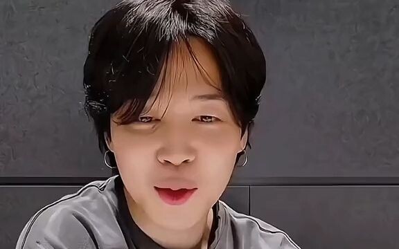 【BTS】ปฏิกิริยาของจีมินหลังจากได้ยินประโยค “จีมิน, แต่งงานกับฉันนะ” นับครั้งไม่ถ้วน