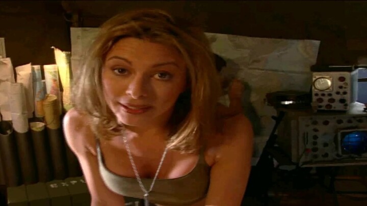 Red Alert Complete Edition หลังจากที่ Tanya ได้รับบาดเจ็บในระดับแรก . . .