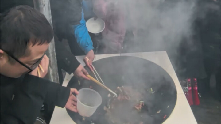 Cuộc thi đầu bếp làng Bảo Khánh, Hồ Nam – Nghỉ giữa giờ: Danh sư ẩm thực Trung Quốc trổ tài làm món 