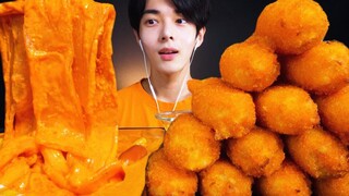 ASMR มุกบัง ต็อกปกกีครีมรสเผ็ด & กุ้งทอดกินเสียง วุ้นเส้นโรเซ่ ต็อกปกกีผัดกุ้ง 30 ชิ้น มุกปัง