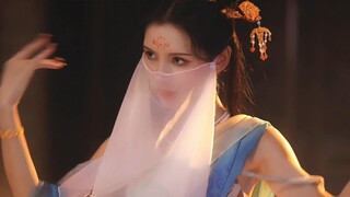 Khoảnh khắc tấm màn buông xuống, lòng tôi rung động. Thật sự rất đẹp! Thật sự rất choáng ngợp! [Trươ