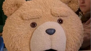 A satisfying showdown! The teddy bear fiercely confronts the school bully 😤