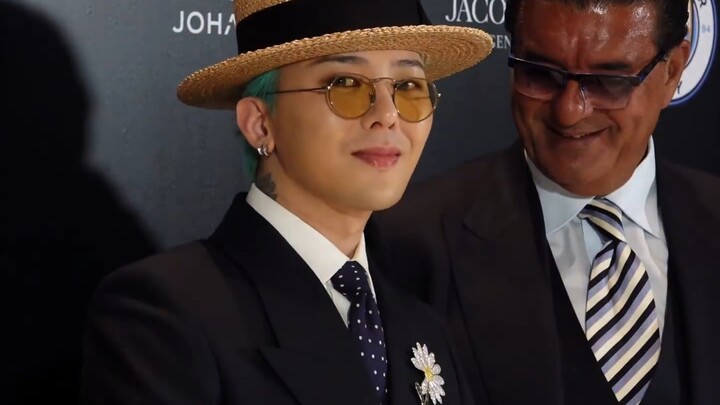 G-Dragon xuất sắc đến mức quá đẹp trai, hôm nay 25/02/2024 tại sự kiện của JACOB – Báo Đốm Séc