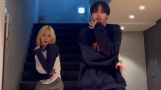 CRAVITY宋亨俊 x 宇宙少女任多荣《Groovy》舞蹈视频公开！
