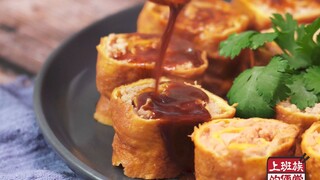 With just a few eggs and half a catty of pork belly, this plate of [secret-recipe braised pork rolls