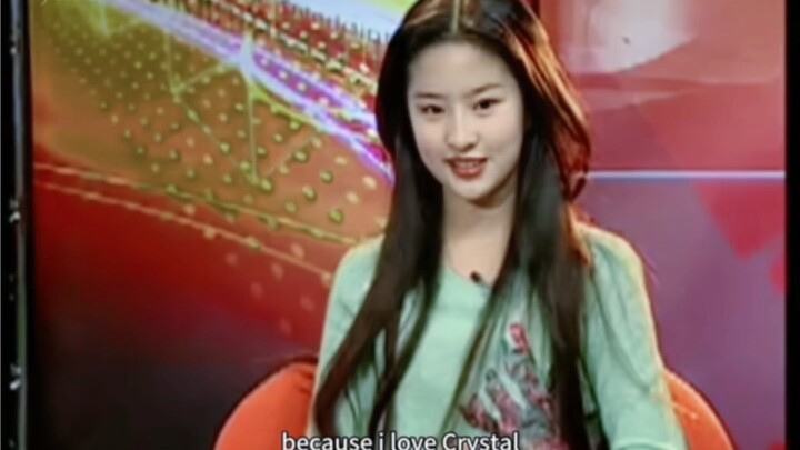 【Liu Yifei】“My English name is Crystal”