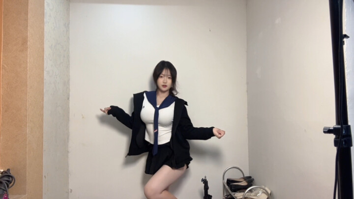 تمرين عشوائي في المنزل.. // «الريح والقمر»