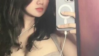 kok jadi traveling otak 🥵🥵🤤