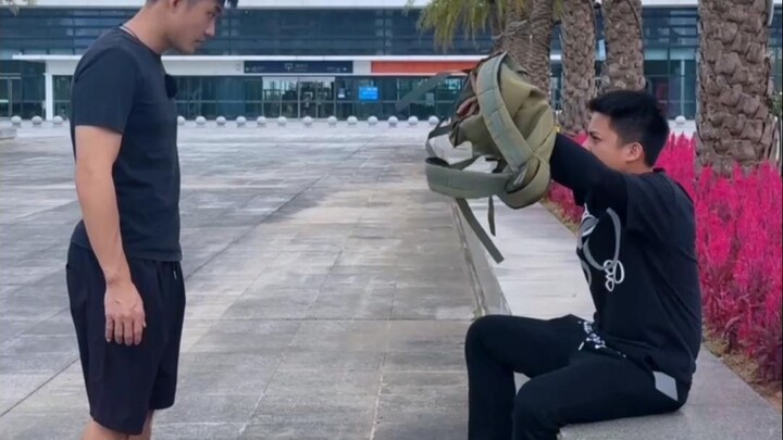 Khi bạn của bạn là anh chàng giỏi xoay xở