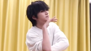 他真的好娇好会扭啊！！！（bushi ）  「Violeta宋亚轩Focus」