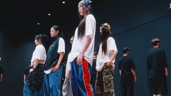 ตอนที่สะท้อนความสามารถด้านการเต้นของนิวจีนส์ได้ชัดที่สุด