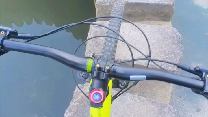 من أجل 20 يوان، ما يخليك إلا تتأفّف: "يا له من أمر... خلّي راكب!"