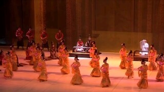 "Kolam Hibiscus" karya Cao Pi menunjukkan keindahan budaya Tiongkok. Bagaimana orang Korea dapat mem