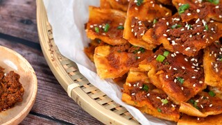 اصنع 【فطيرة صلصة متعددة الطبقات】 باستخدام مقلاة مسطحة، قشرتها رقيقة وعصيرية، وعندما تمدّها ترى طبقات