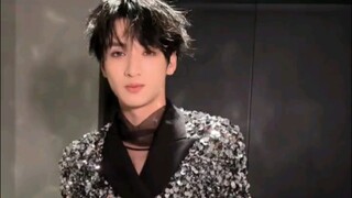 【Nghiêm Hạo Tường】Cập nhật Douyin nhóm ngày 240510 "Mũi Hảo Vọng cũng lấp lánh một chút" Thử thách n