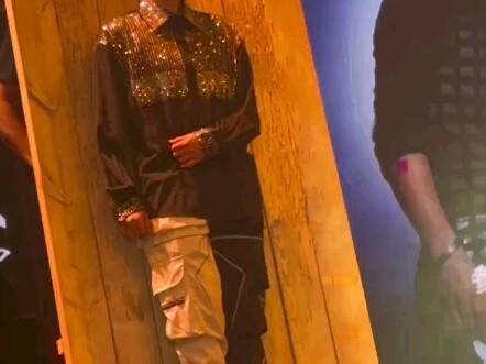 لا يُنصح بالتقليد الاحترافي، تعابير سكين اليوم