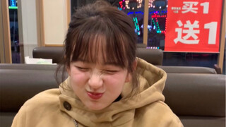 اسمعوني جميعًا!! الوجه المربع والشعر المكور هما مزيج ناري!!!