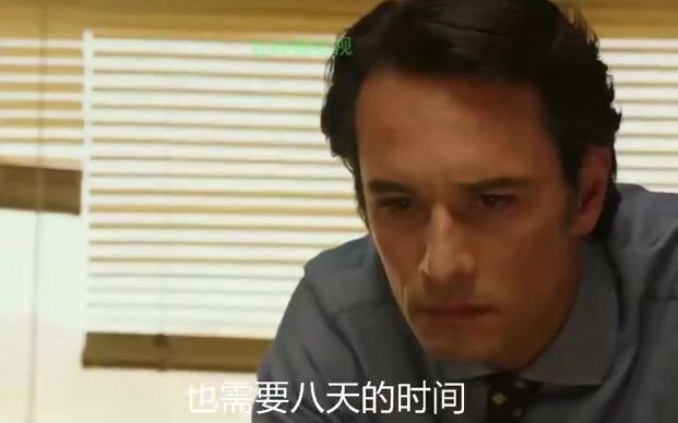 33 رجلاً عالقون في أعماق باطن الأرض، هل ينتظرون الموت أم يقاتلون من أجل البقاء في مأزق ميؤوس منه؟