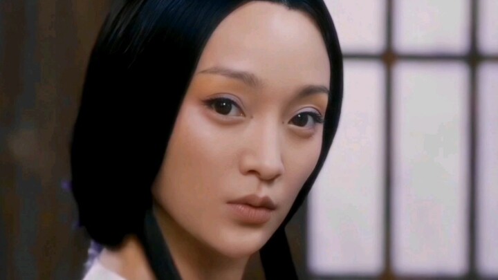 When the acting is synchronized, every frame is full of pressure