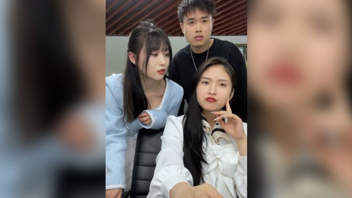 قالت المديرة إنني لست بحاجة للقدوم إلى العمل غدًا...