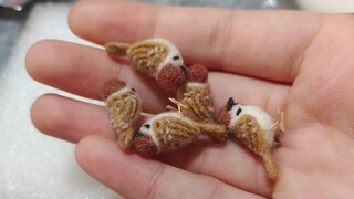 Wool felt birds, mini sparrows, wait for this batch of sparrows to be poke, then poke the mini cocka