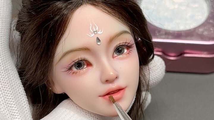 What would it look like if you made a doll for Bai Lu? Deer antlers, assemble! Your Bai Shuo God dol