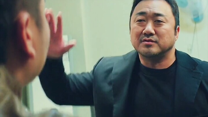 The oppressive feeling coming from Ma Dong-seok!