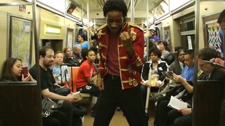 Pertunjukan tari "MJ" di kereta bawah tanah New York sepuluh tahun yang lalu