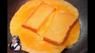 แซนวิชไข่ไส้ชีส : One Pan Egg Toast ASMR Cooking l Sunny Thai Food