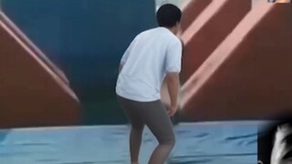 《白系理论向前冲》