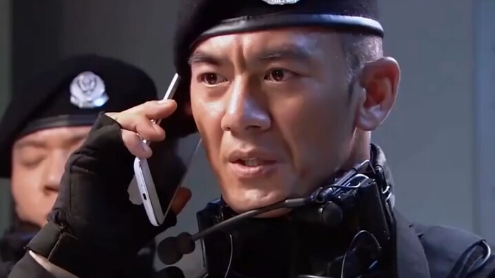 หน่วยจู่โจมเสือร้ายรับภารกิจสำคัญยามคับขัน หัวหน้าตำรวจพิเศษเชื่อมต่อทางไกลนับพันไมล์เพื่อช่วยเหลือต