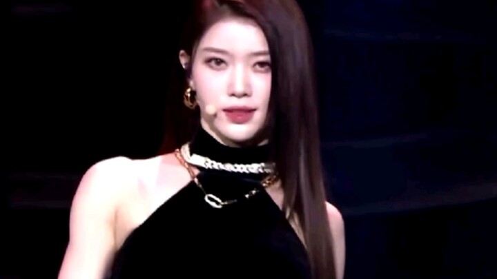 Mencolok! Panggung solo Shen Xiaoting dari Kep1er di KBS Grand Festival