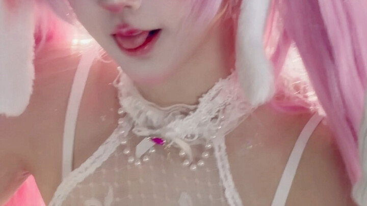 Cosplayer Xiao Zheng Yi di Pameran Game GF Hangzhou