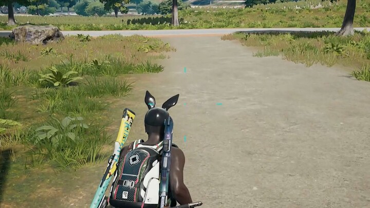 "Mở lời chúc sinh nhật vui vẻ ra kênh công cộng đi"