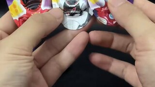 Are snacks so outrageous now? They can also co-brand the three special effects Ultraman Kamen Rider 