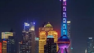 ซีอีโอทำเฉยเหมือนมองเธอเป็นแค่ของเล่น บนเตียง แต่จริง ๆ แล้วรักลึกจนขาดเธอไม่ได้