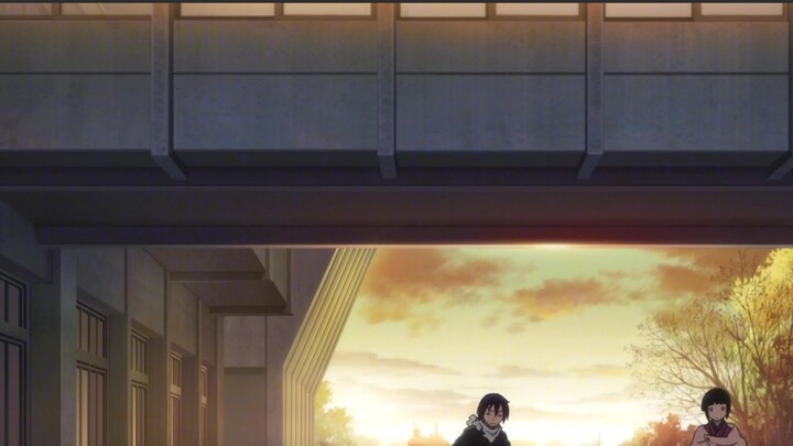 A very good anime, a girl was hit by a car and her soul left her body, but she spent 5 yuan to estab