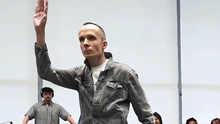 Can robots compete in breakdancing now?