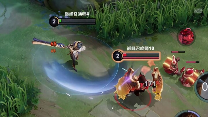 Chơi game này mà, quan trọng nhất vẫn là nạp tiền thôi!