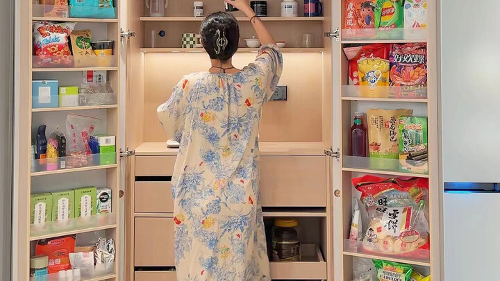 If this cabinet isn’t even warm, then small apartments are hopeless!