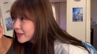 当我模仿男朋友的动作......出门篇