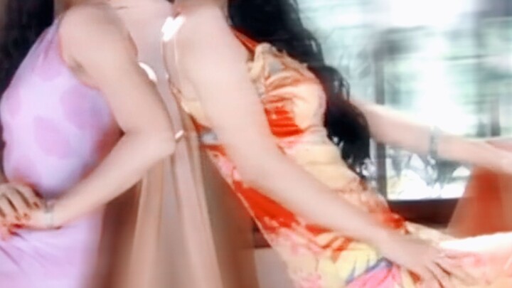 Director!!! The female lead is as ugly as in the comics!