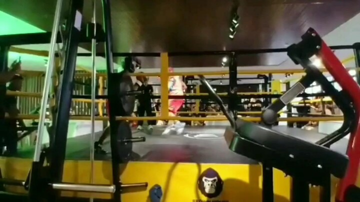 🥊