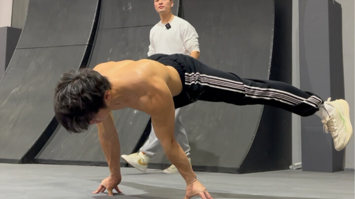 Ternyata bisa berlatih seperti ini…