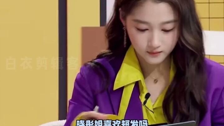Guan Xiaotong with no idol image to uphold