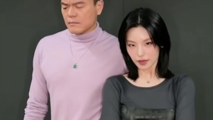 Thần bài vũ đạo của JYP đã đến rồi!