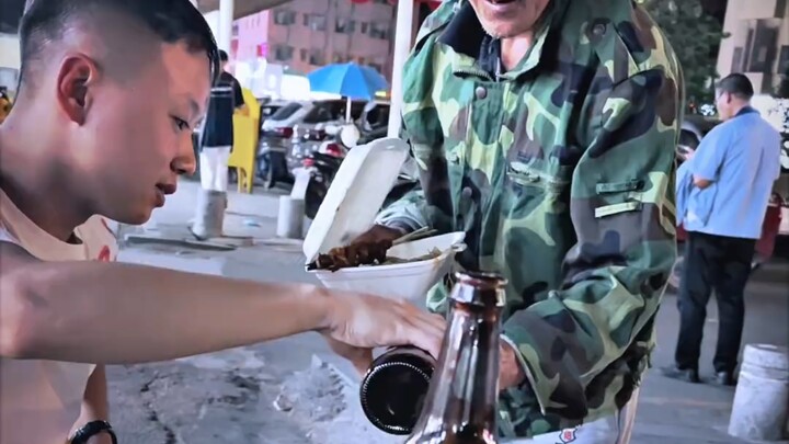 Kegantengan seorang bro itu adalah sebuah perasaan